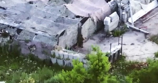 Оператори ГУР завдали ударів по російському складу боєприпасів та пункту запуску fpv