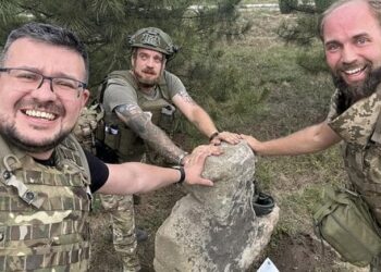 Військові Хорунжої служби 3-ї ОШБр врятували з лінії фронту 900-літню кам’яну скульптуру