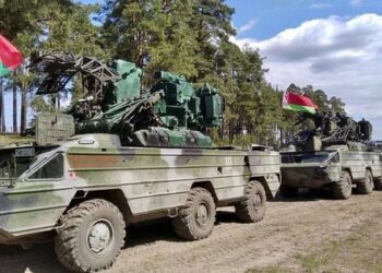 Білорусь передає росіянам військову техніку з діючих підрозділів армії