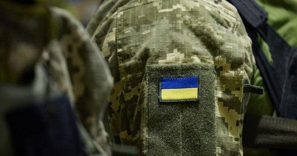 Росіяни стратили мечем беззбройного українського військовополоненого