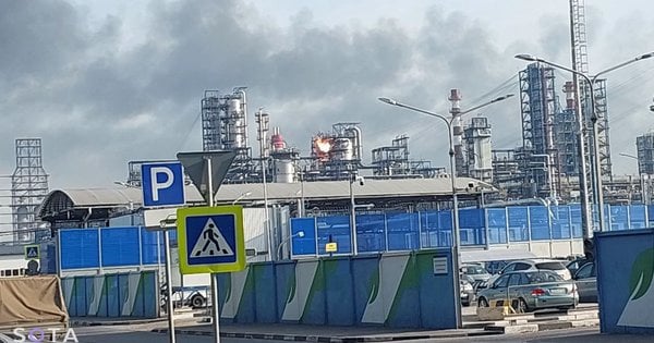 Вночі понад 100 дронів атакували Москву та ще 10 російських регіонів, – фото, відео