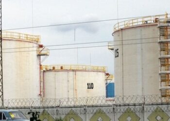 У Криму після атаки дронів загорівся нафтовий термінал (фото, відео)