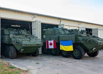 До України з Німеччини відправили партію канадських бронетранспортерів