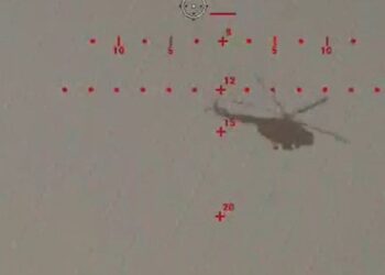 Морські дрони СБУ вразили російські гелікоптери й катери в Керченській бухті