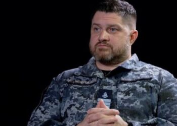 Речника Військово-морських сил не пустили пообідати в хостелі