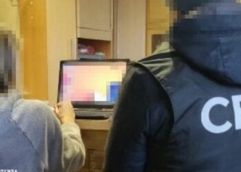 СБУ затримала причетну до депортації українських дітей ексвикладачку з Херсона