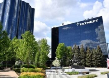 В Україні націоналізували активи однієї з найбільших нафтових компаній Росії