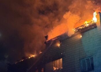 Російські БпЛА вночі атакували медзаклад в Одесі та склад в Харкові