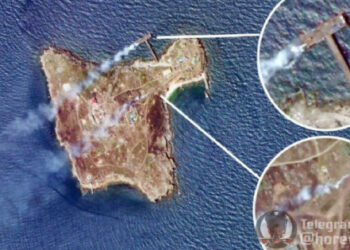 Rusové evakuovali zbytky posádky z ostrova Zmiiny, OK "Jih"