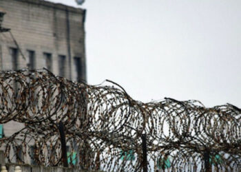 Občané Mariupolu, kteří neprošli „filtrací“, jsou posláni do mučírny „Isolation“.