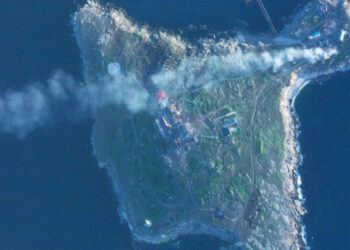 Ozbrojené síly plánují nastolit přímou kontrolu nad ostrovem Zmiiny