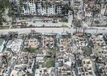 Plán obnovy Ukrajiny.  Kdo (a jak) pomůže Ukrajincům obnovit to, co zničilo Rusko