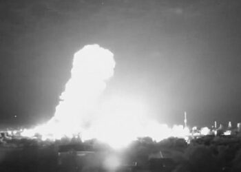 Rusové zničili raketami v Mykolajvě tisíce tun výrobků (video)