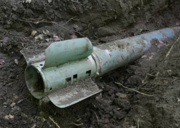 V jedné z charkovských obytných čtvrtí byl při ruském ostřelování zabit civilista