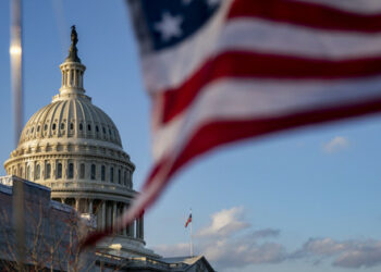 Země G7 plánují přidělit Ukrajině 15 miliard eur na pomoc