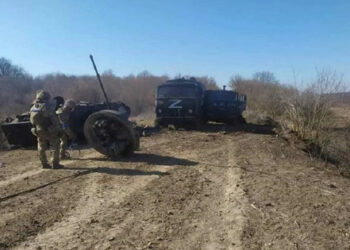 Okupanti si stěžují na nedostatek zbraní a pomoci a stěžují si na ofenzivu ozbrojených sil