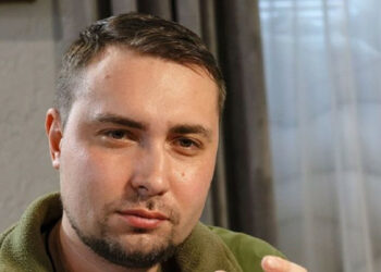 Budanov řekl, že Rusko se připravuje na obranu Chersonu, ne na ústup od něj.