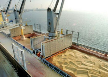 Rusko zdržuje průjezd lodí s ukrajinským obilím, fronta na 150 plavidel