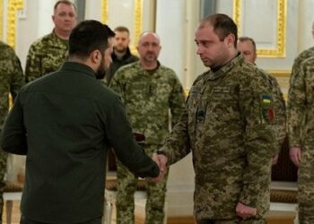 Voják 24. brigády ze Lvova Dmytro Bublyk byl vyznamenán titulem Hrdina Ukrajiny