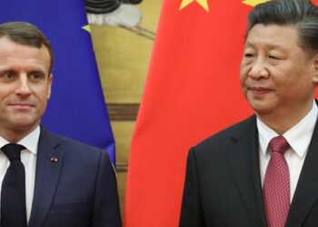 Macron vyzval Čínu, aby vyvinula tlak na Rusko, aby zastavilo válku