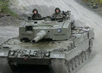 Norsko pošle na Ukrajinu 8 tanků Leopard 2 a je připraveno poskytnout další 4 speciální tanky