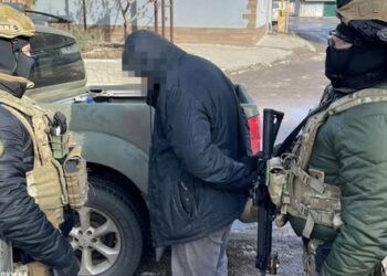 Агент ФСБ у Харкові вистежував українських військових льотчиків (фото, відео)