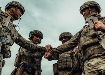 Депутати підтримали збільшення відпусток та повернення доплат військовим