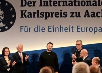 Зеленському та народу України вручено премію Карла Великого за внесок у об'єднання Європи