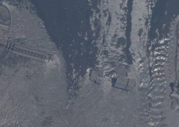 ЗМІ опублікували знімки з наслідками вибуху на Каховській ГЕС