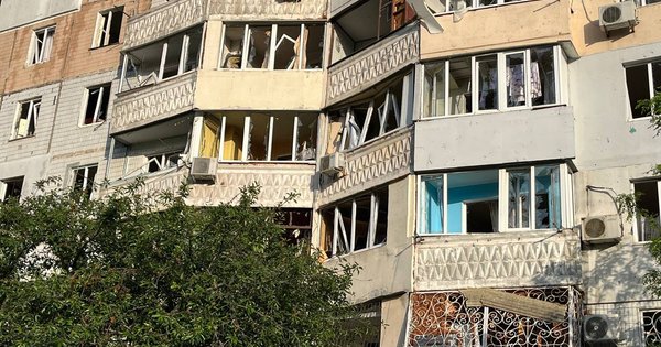 Росіяни за ніч випустили по Україні 35 дронів і вісім ракет