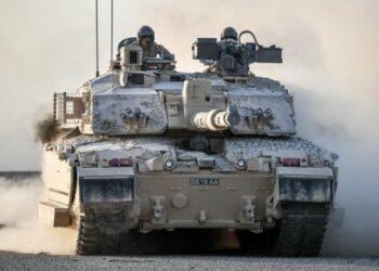 Британія списала десятки танків, бо не вірила у можливість війни, –The Times