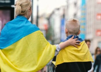 Мінекономіки уточнило, скільки українців перебуває за кордоном через агресію Росії