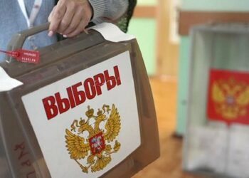 Росіяни звозять спостерігачів на псевдовибори на окупованих територіях України