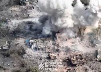 Росіяни в Андріївці відкрили вогонь по своїх солдатах, які здавалися в полон: відео