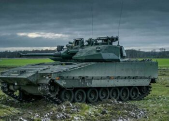 Україна та Швеція планують спільно виробити тисячу БМП CV-90