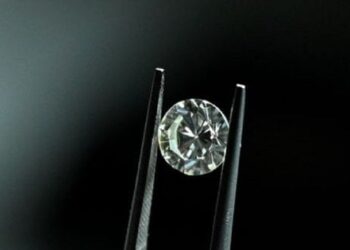 Євросоюз включив до списку санкцій російську компанію з видобутку алмазів «Алроса»