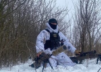 Прикордонник 11 годин пролежав у засідці, щоб ліквідувати російського офіцера (відео)
