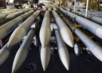 Три країни ЄС виступили проти закупівлі зброї для України за рахунок активів Росії