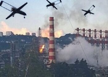 «Вони не закінчуються. Уже понад 80 штук», – росіяни про атаку дронів. Відео дня