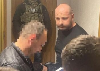 36-річний львів’янин за 8000 доларів виготовляв фіктивні документи ухилянтам