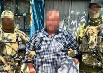 На Донеччині затримали шістьох навідників ракетних ударів по житловій багатоповерхівці