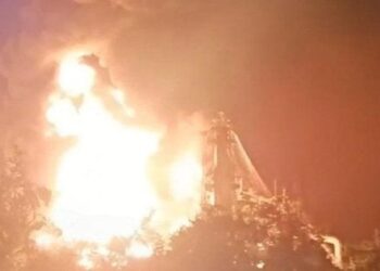 Невідомі дрони атакували нафтобазу на Бєлгородщині і НПЗ у Ростовській області Росії