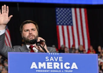 Джеймс Девід Венс