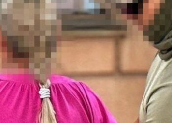 Чиновниці з Дніпра та Одещини допомагали ФСБ наводити ракети через чат-бот