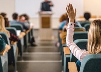 У вишах на окупованих територіях викладатимуть російські бойовики