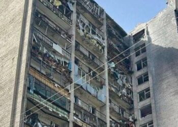 Росіяни обстріляли житлову забудову Запоріжжя, є постраждалі