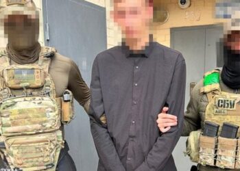 СБУ затримала 23-річного шпигуна, якого ФСБ завербувала через сайт знайомств