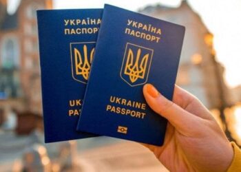 Зросла кількість українців, які планують залишитись за кордоном назавжди