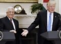 Дональд Трамп уперше за сім років провів розмову з лідером Палестини