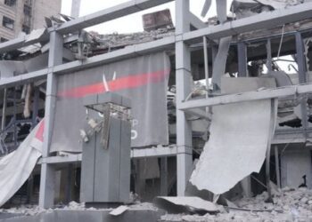 Росіяни обстріляли балістичними ракетами приватну клініку в центрі Запоріжжя, є загиблі